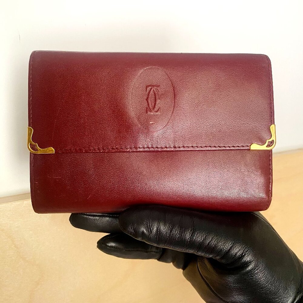 Vintage Cartier Tri-fold Mastline Bordeaux Wallet w/ Kiss Lock Coin
